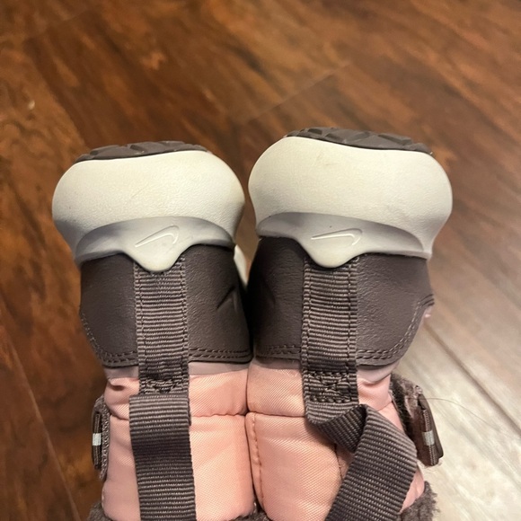 Nike Flex Advance Kids Pink and Gray Winter Boots-Size 10 - Picture 7 of 9
